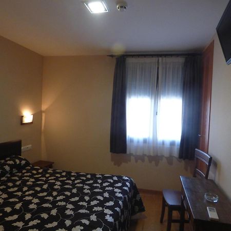 Hostal La Perdiz Sonseca 외부 사진