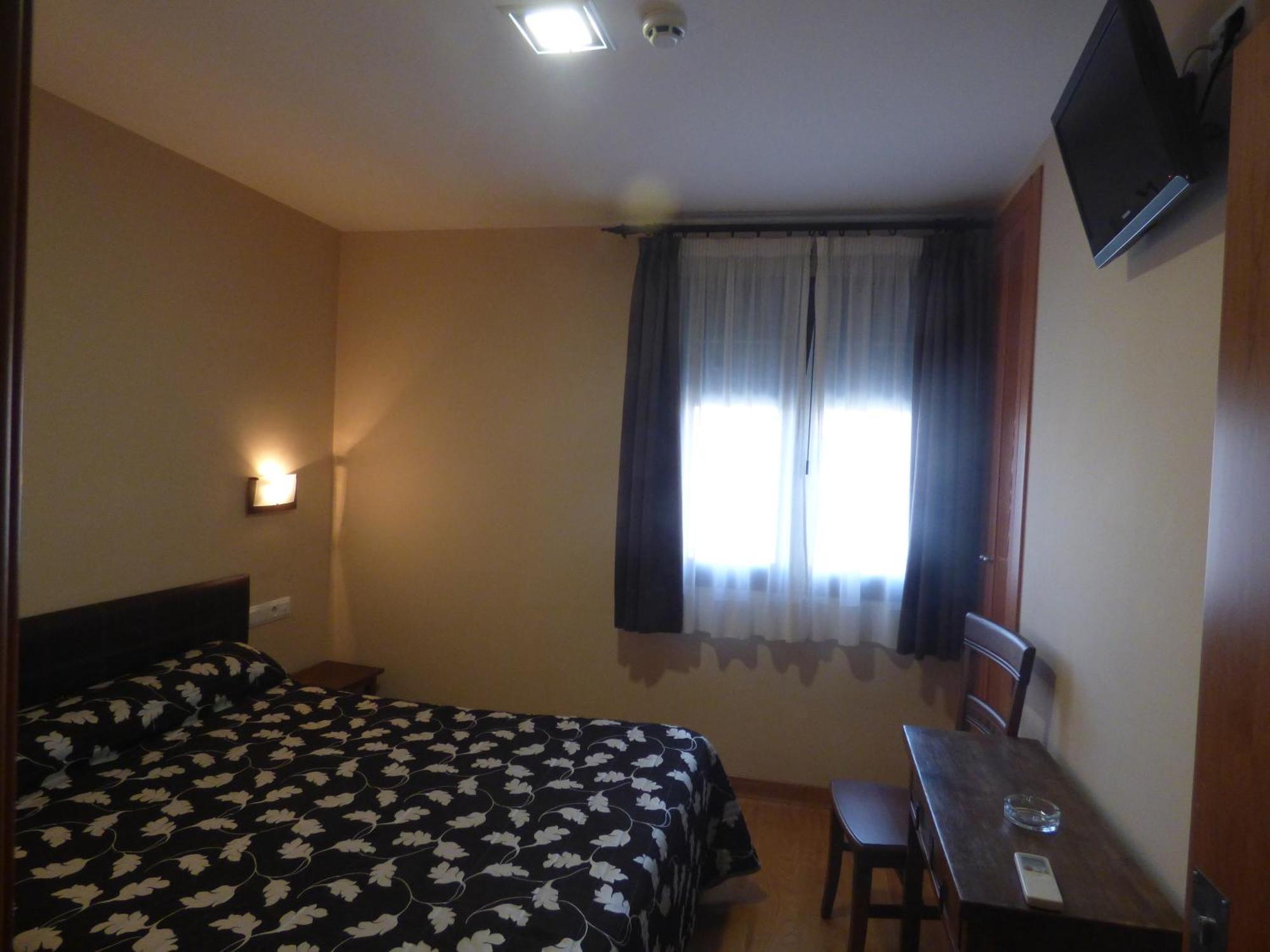 Hostal La Perdiz Sonseca 외부 사진
